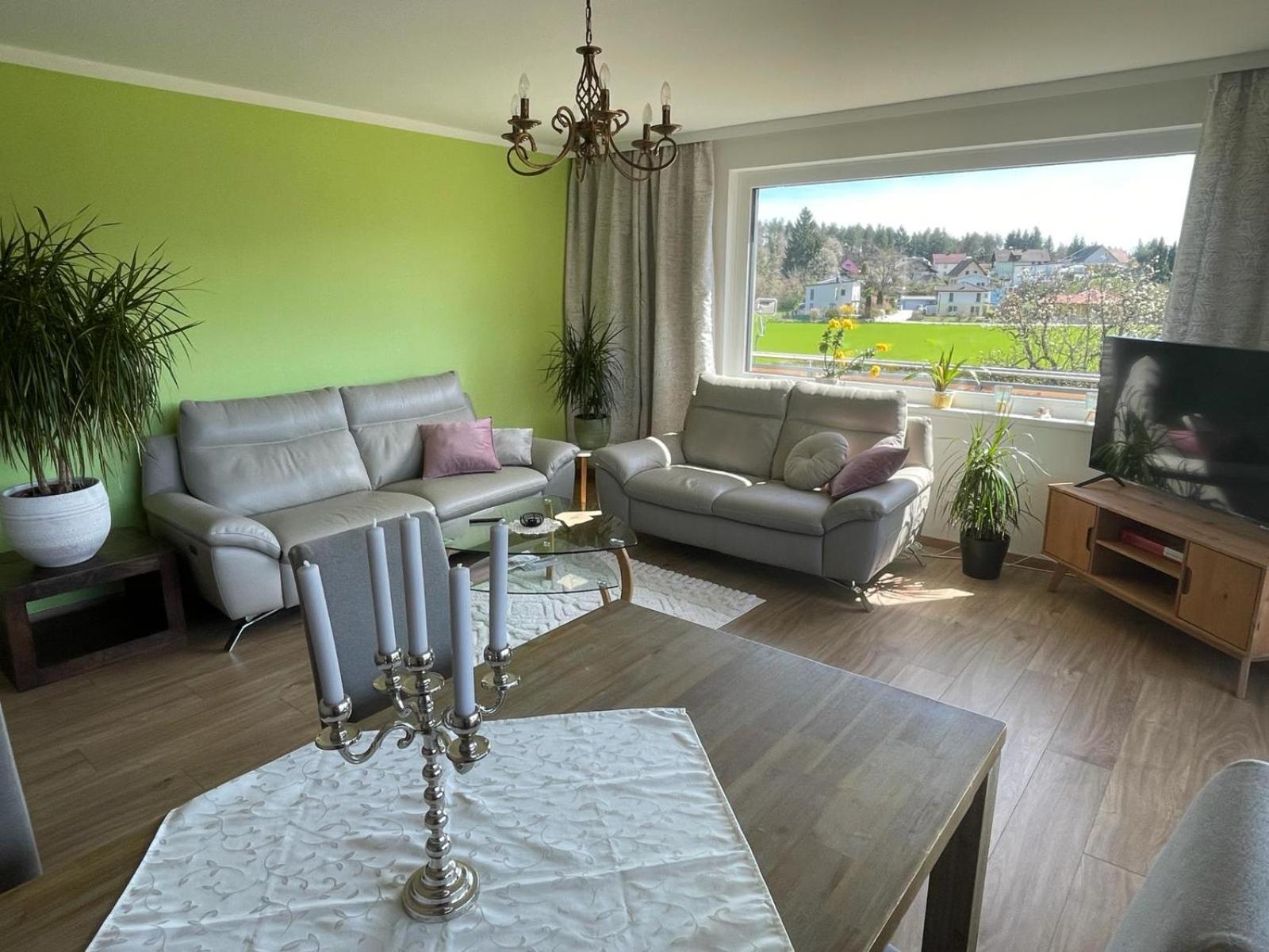Haus Bergblick Apartment Villach Bagian luar foto